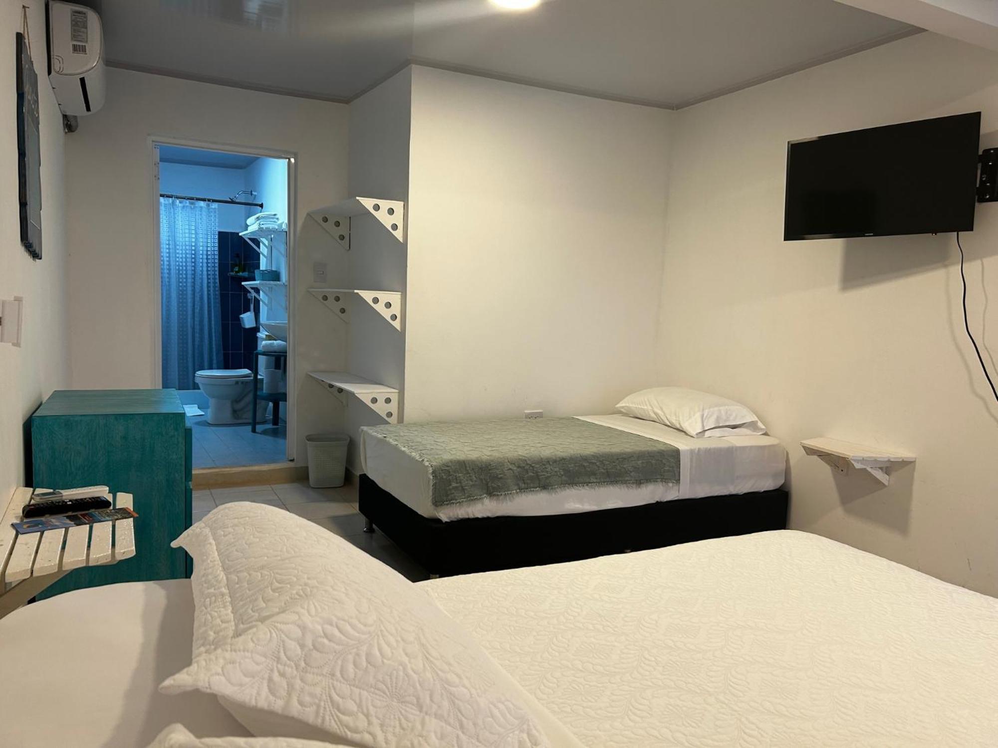 Hotel Miss Francias Home Santa Catalina Island Dış mekan fotoğraf